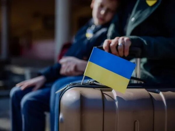 Головне за середу: тимчасовий захист для українців в ЄС, ціни на пальне та 920 млн євро на підготовку до зими — Мінфін
