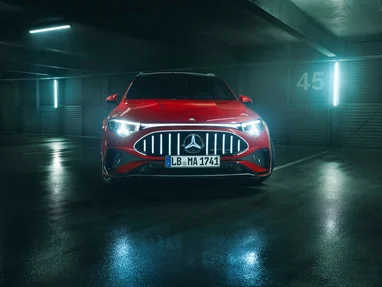 Mercedes-AMG представила новий CLA 45 (фото)