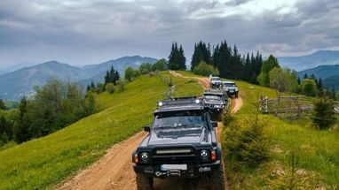 Незаконний джипінг у заповідниках завдав збитків довкіллю майже на 1,4 млн грн