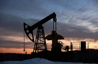 Глобальні запаси нафти скоротилися на сотні мільйонів барелів —…