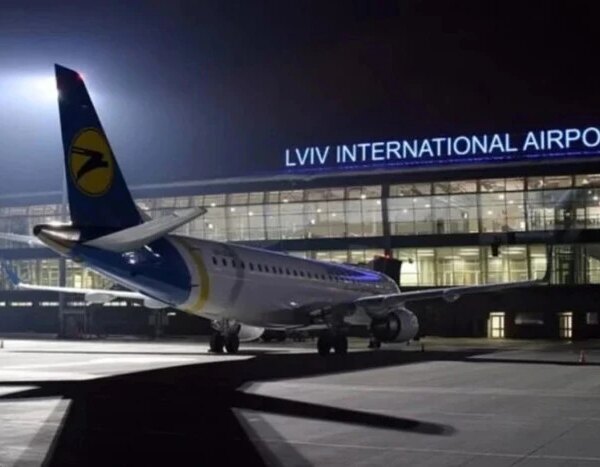 «Готові завтра сісти в літак». Нардеп вимагає відновлення авіасполучення, бо є шалений попит