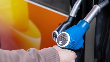 BMW, Toyota, Bosch та Repsol починають тестувати автомобілі…