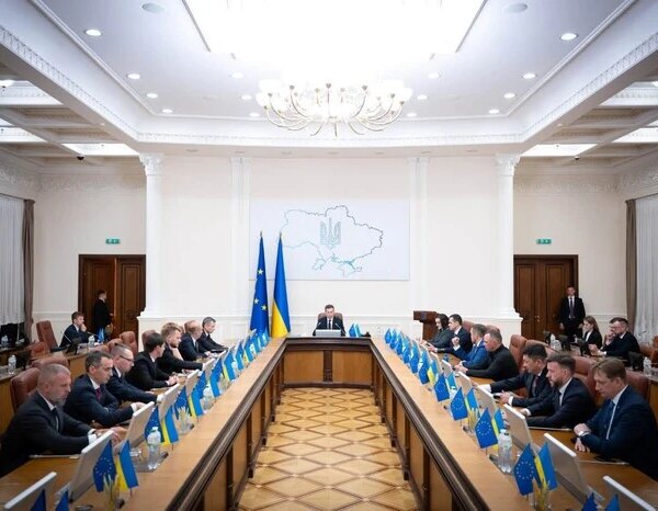 Корецький провів перше засідання оновленого Кабміну
