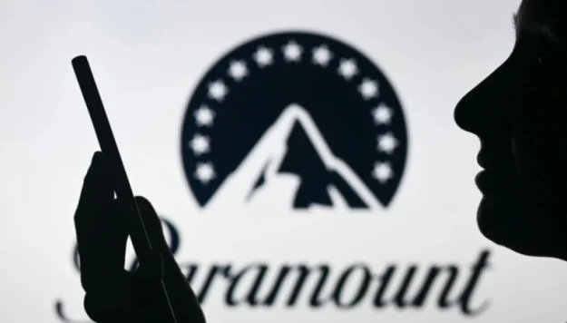 Голлівудська кінокомпанія Paramount Skydance погодилася заморозити угоду щодо поглинання конкурента Warner Bros.