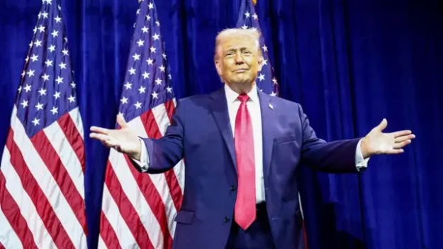 Адміністрація президента США Дональда Трампа може вже цього тижня запровадити нові мита для близько 60 країн.