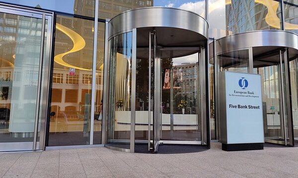 ЄБРР розглядає два проєкти для ПроКредит Банку загальним обсягом до EUR330 млн