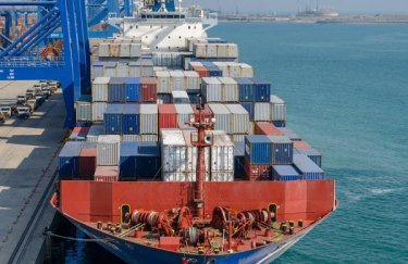 Як атаки на українські порти впливають на курс гривні та долара