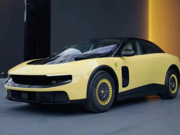 Електрокар Ferrari Luce став хітом: компанія виконала річний план продажів за два місяці — Мінфін