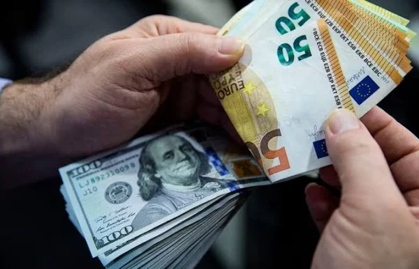 Долар і євро подешевшали: НБУ встановив курси валют на 12 серпня — Мінфін