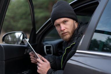 Як не стати жертвою шахраїв під час купівлі авто на онлайн-платформах