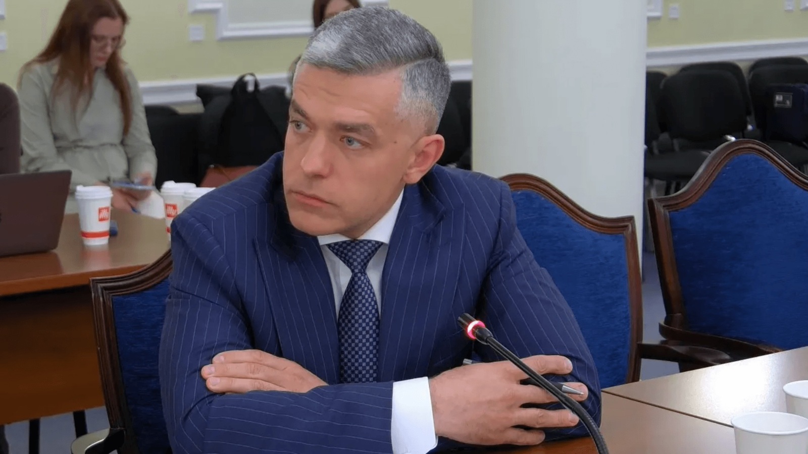 Комітет Національного банку з питань нагляду та регулювання діяльності банків ухвалив рішення про невідповідність голови наглядової ради Сенс Банку Миколи Гладишенка встановленим законодавством вимогам щодо незалежності.