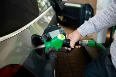 Ціни на пальне в Україні підуть вниз: прогноз на вересень