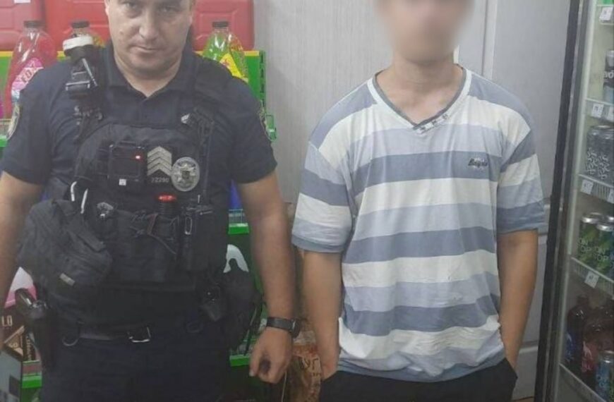 На АЗС у Запоріжжі поліція затримала ймовірного грабіжника (фото)