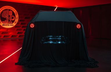 Mercedes-AMG готує електричний кросовер на 1169 сил: перші подробиці