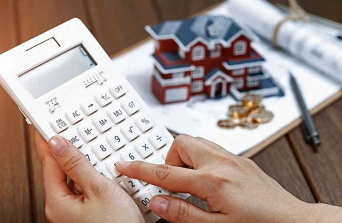 У Верховній Раді зареєстрували два законопроєкти, які мають посилити захист населення від можливого подорожчання палива, енергоресурсів та житлово-комунальних послуг у кризовий період.