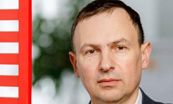 Співзасновник “Нової пошти” закликав відповісти на ворожі обстріли бізнесу дерегуляцією та податковими канікулами