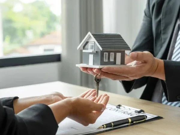 Нотаріуси перевірятимуть продавців нерухомості через реєстр боржників: коли угоду можуть заблокувати — Мінфін