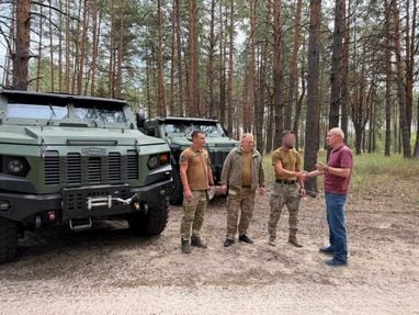 Нацгвардія отримала бронеавтомобілі «ВАРТА 2» (фото)