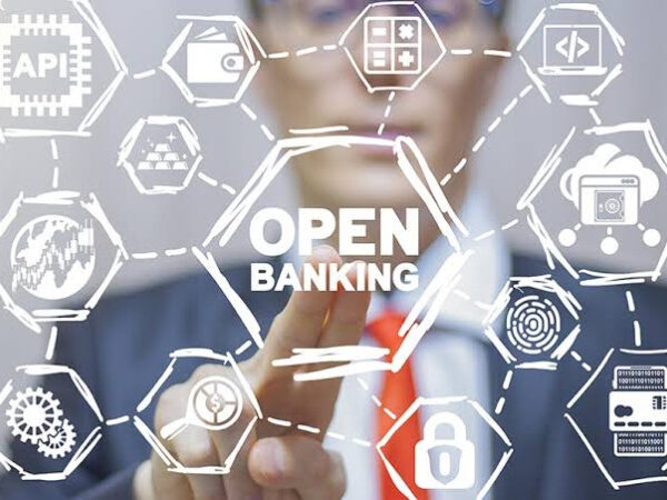 Ощадбанк, OTP та Sense Bank запустили відкритий банкінг: що змінилося для клієнтів — Мінфін