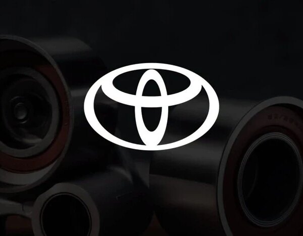 Росія знищила склад Toyota в Україні, можливі затримки з постачанням