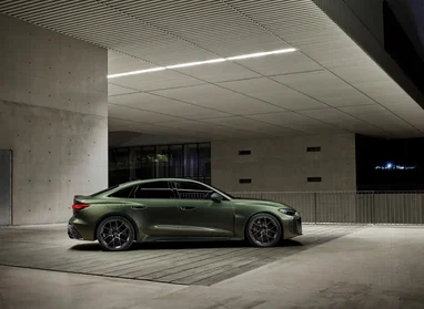 На український ринок вийде заряджений Audi RS5 (фото)