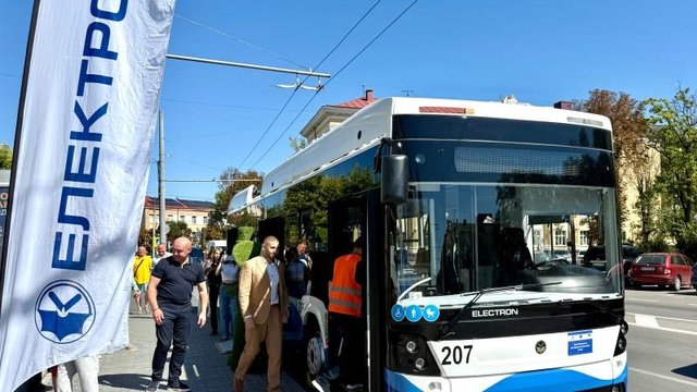 Тернопіль за підтримки ЄІБ модернізував чотири дитсадки та придбав 17 тролейбусів за EUR10,5 млн