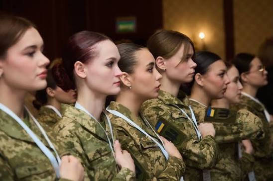 Комітет Верховної Ради з питань національної безпеки, оборони та розвідки заявив, що мобілізація жінок в Україні не проводиться, не готується і не розглядається.
