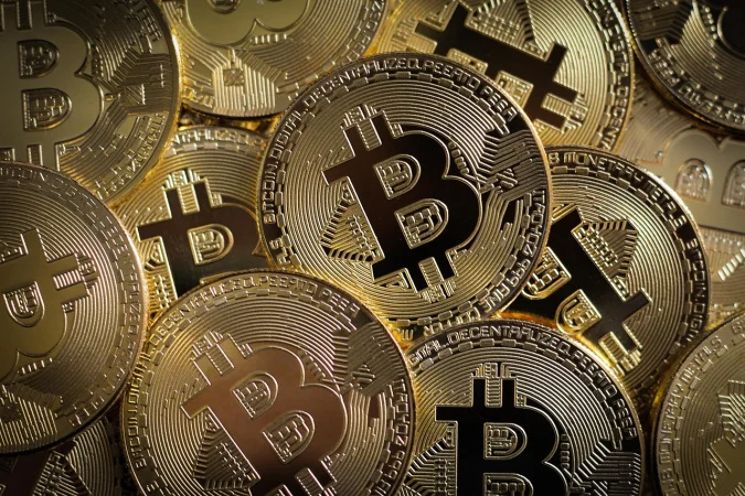 Hashdex закриває спотовий біткоїн-ETF, Visa інтегрує виплати у стейблкоїнах через Zero Hash: що нового