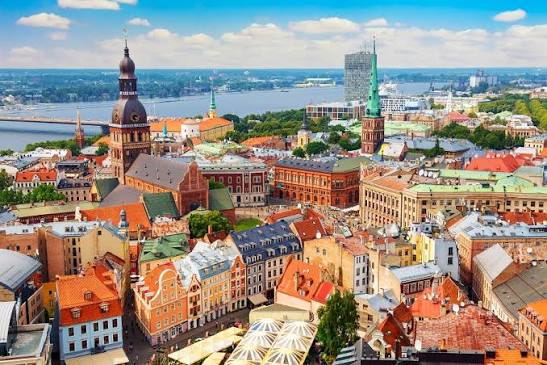 Латвія з 1 вересня заборонила імпорт товарів із росії та Білорусі — Мінфін