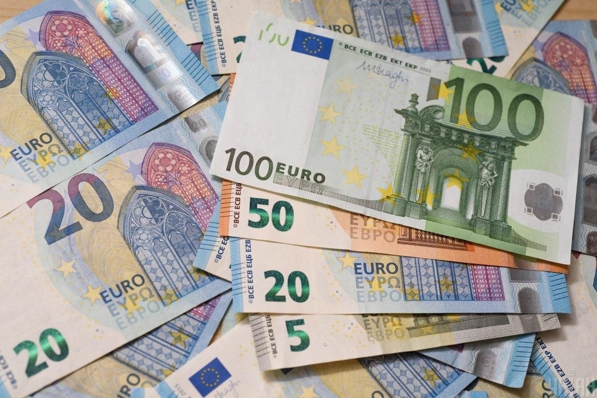 Європа поступово стала головним джерелом підтримки України як у військовій, так і у фінансово-гуманітарній допомозі.