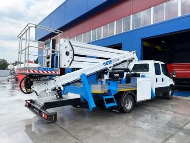 В Україні показали потужну автовишку на базі IVECO (фото)