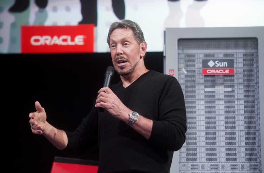 Еллісон відмовляється від продажу акцій Oracle на $7,5 млрд