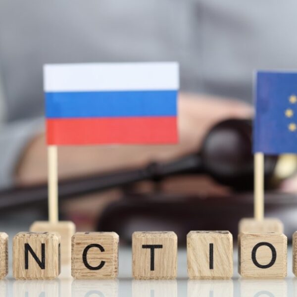 Санкції проти Росії продовжили лише на тиждень: як у ЄС пояснили таке рішення —…