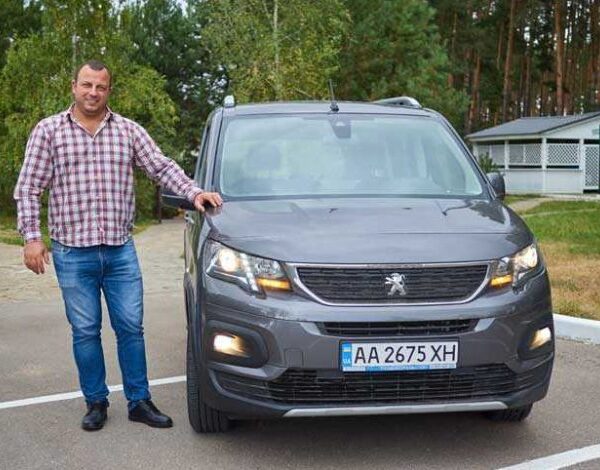 Агро-Пек: старт бізнесу на землі, кредитах та авто