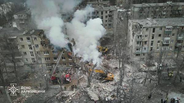 Харків: 10 загиблих, понад 20 будинків пошкоджено після ракетного удару