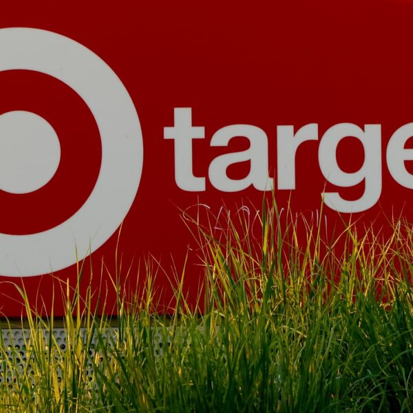 Target: купуйте на спаді, бо відродження триває