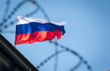 Україна пропонує новий план розблокування російських активів / Depositphotos прапор Росії