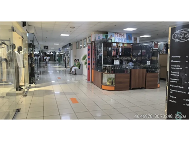 Фото 5 — В Одесі знову намагаються продати ТЦ “Новий Привоз”: яка стартова ціна
