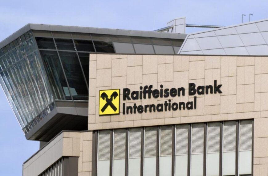 Raiffeisen звинуватили в допомозі ВПК Росії на $1,2 млрд