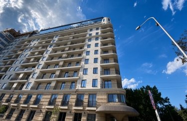 Нерухомість в Одесі площею понад 3 200 кв.…