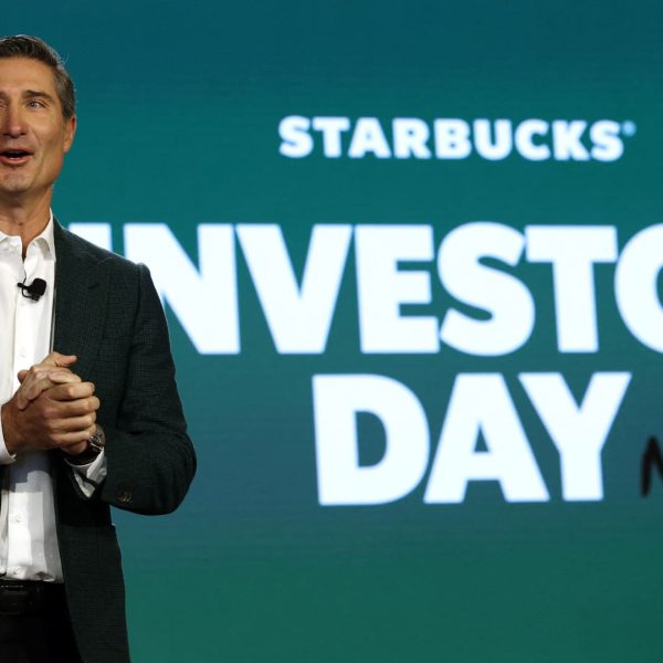 Starbucks може поглинути Chipotle: аналіз потенційної угоди